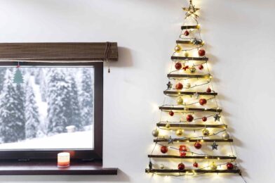 How to make a wall Christmas tree